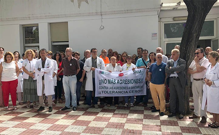 Clamor de los profesionales sanitarios en San Pedro contra las agresiones