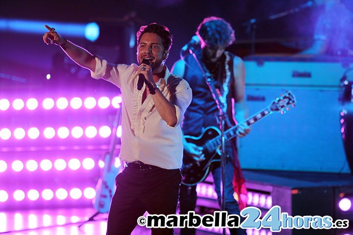 Manuel Carrasco emociona a Marbella con el recuerdo a Pablo Ráez en Starlite