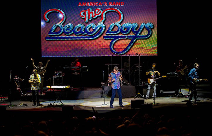 Los míticos Beach Boys vuelven a surfear Marbella en el festival Starlite