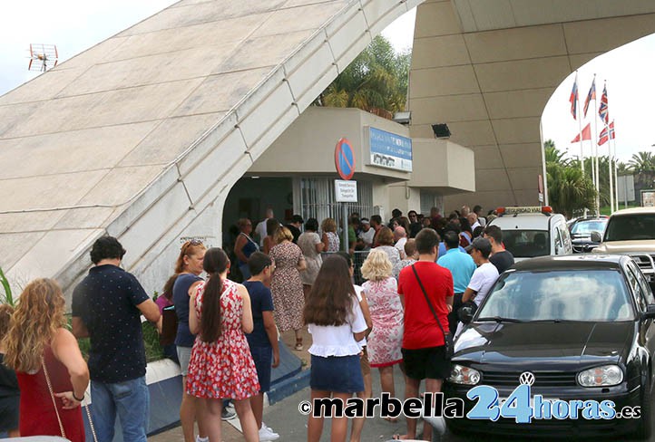 Caos en el primer día para solicitar el transporte escolar en Marbella