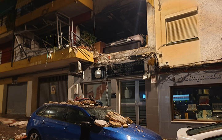 Tres heridos por una explosión de butano en una vivienda de Marbella