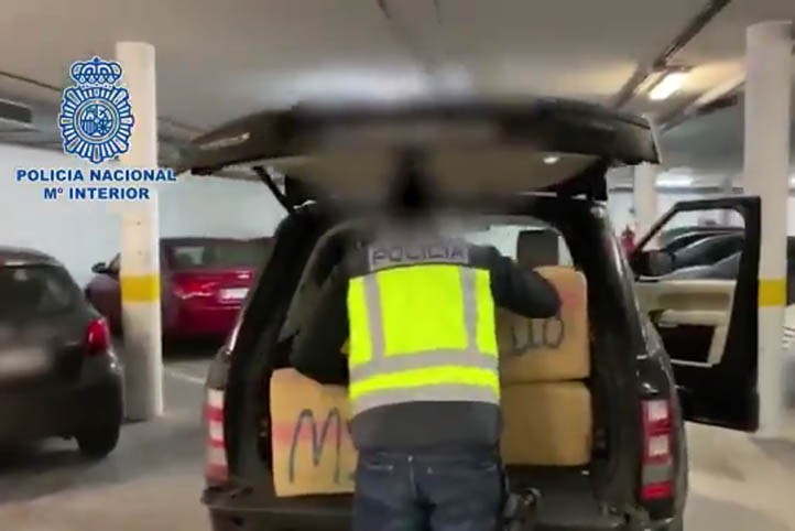 Detenidos en Algeciras dos vecinos de Marbella con 300 kilos de hachís