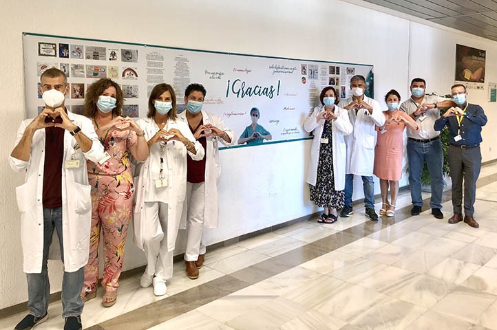 El Hospital Costa del Sol de Marbella homenajea a las víctimas de la Covid-19