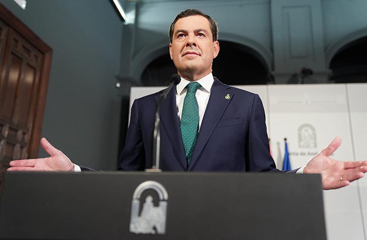 Moreno cierra toda Andalucía e impone el toque de queda a las 23 horas