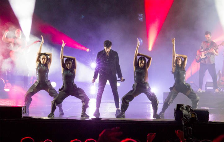 La música romántica de Sebastián Yatra llena el festival Starlite Marbella