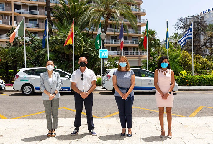 Cs Marbella solicita marquesinas para una decena de paradas de taxi