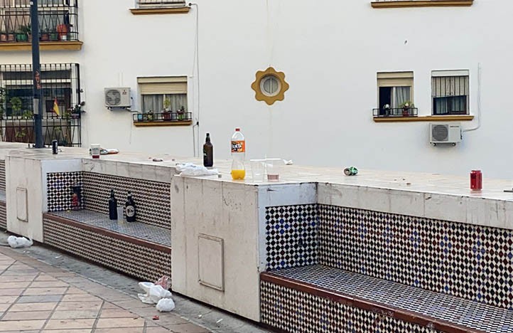 El PSOE pide a Muñoz que ataje la celebración de botellones en Marbella