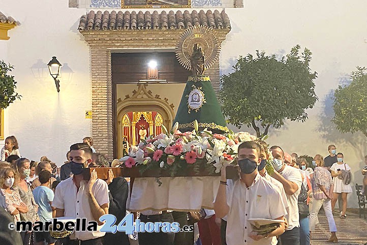 Marbella vuelve a vivir la fiesta del Pilar con la primera procesión en dos años