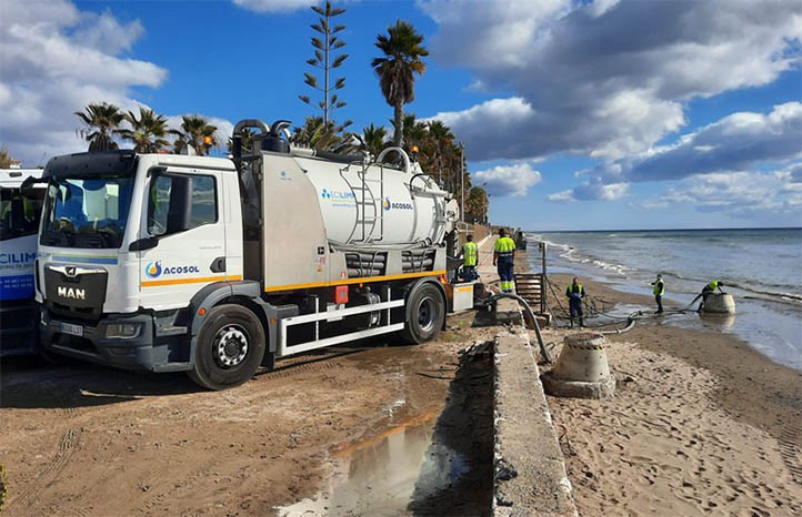 Acosol repara los daños del temporal en el saneamiento de Las Chapas