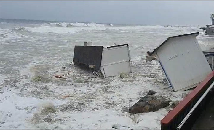 El temporal golpea de nuevo con dureza el litoral de Marbella