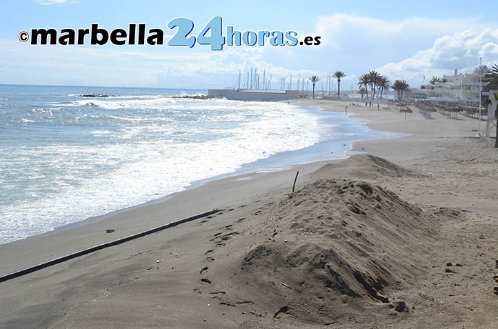 La alcaldesa de Marbella insiste en pedir los espigones que no hizo Rajoy