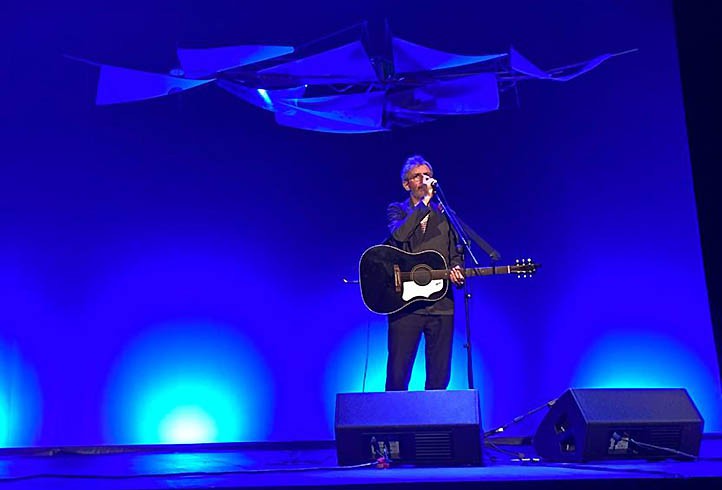 Brillante cierre al festival Marpoética con Juan José Millás y Xoel López