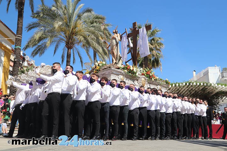 El Cristo Resucitado llena de alegría las calles de San Pedro Alcántara