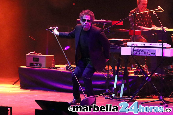 Andrés Calamaro inunda de rock cada rincón del Festival Starlite en Marbella