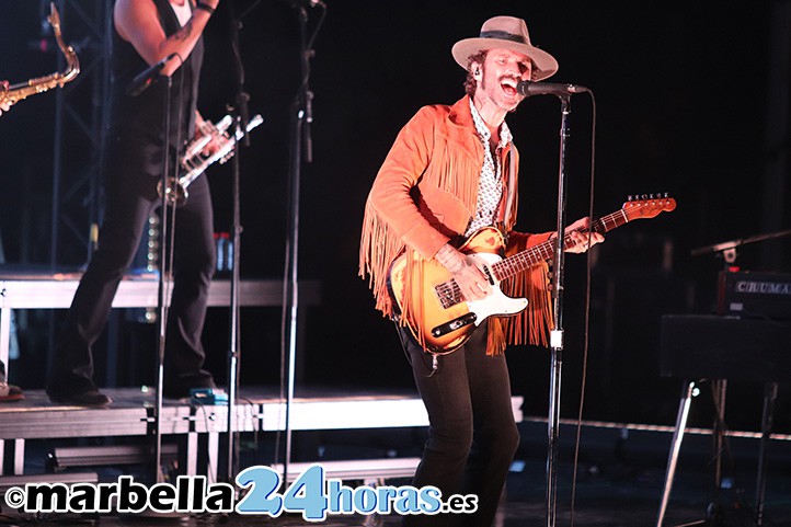Leiva agradece "que nos hayan elegido" para un concierto "de otra galaxia"