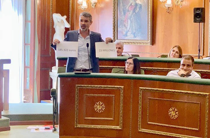 Bernal desmonta a Muñoz: en 2023 la recaudación solo bajará 185.000 euros