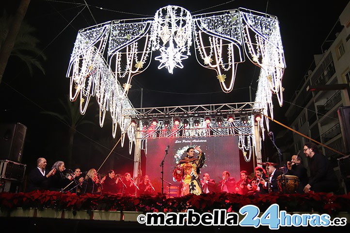 La Navidad en San Pedro arranca con los villancicos de María José Santiago