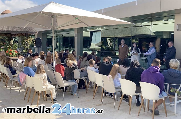 Enseñan castellano en Marbella a niños ucranianos refugiados para integrarlos