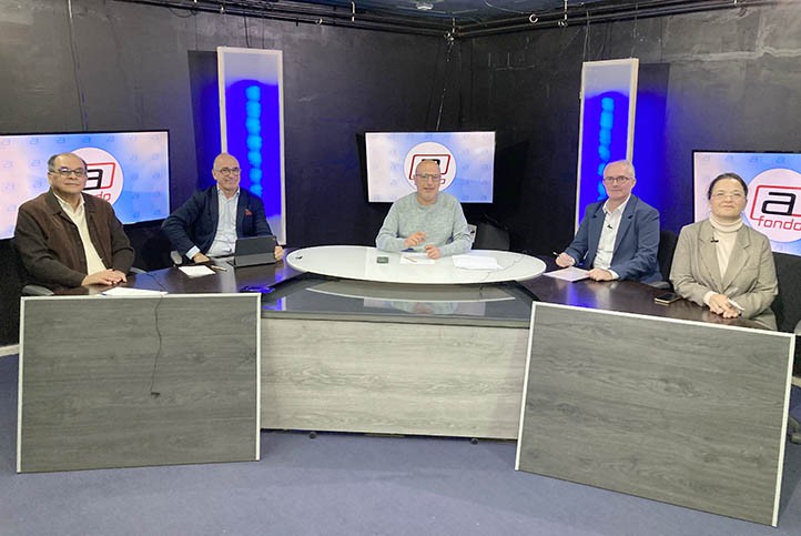 Nueva entrega de la tertulia "A fondo" en las televisiones locales de Marbella