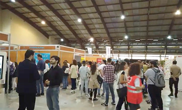 El sector servicios acapara las ofertas en la Feria de Empleo de Marbella 