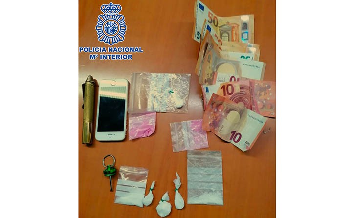 Detenido un hombre en Marbella con droga en la caja de fusibles del coche