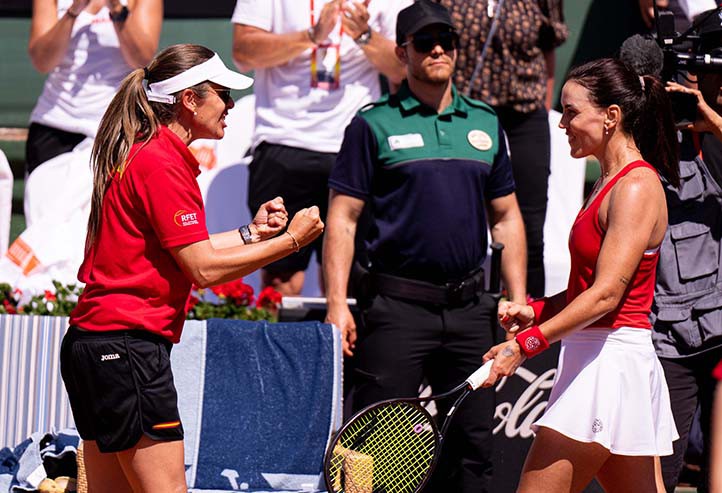 El equipo español femenino de tenis se adelanta a México en Marbella (2-0)