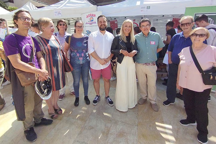 Unidas con Podemos quiere reducir la brecha digital en los colectivos sociales