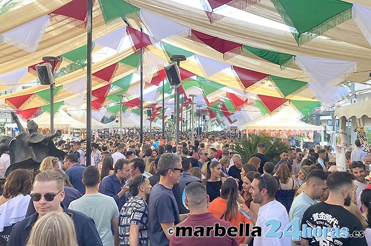 La Feria de Día de Marbella despega tras la lluvia camino del fin de semana