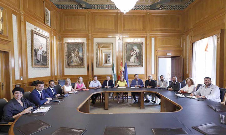 El nuevo gobierno de Marbella costará casi 265.000 euros más que el anterior
