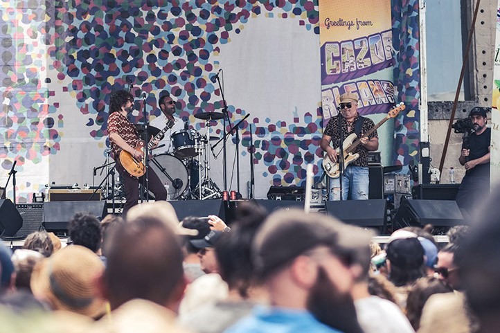 La banda marbellí Fuzz Kamikazes incendia el Festival de Blues de Cazorla