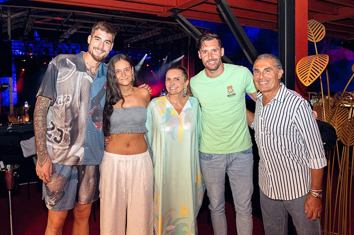 La selección española de baloncesto disfruta de la música en Marbella