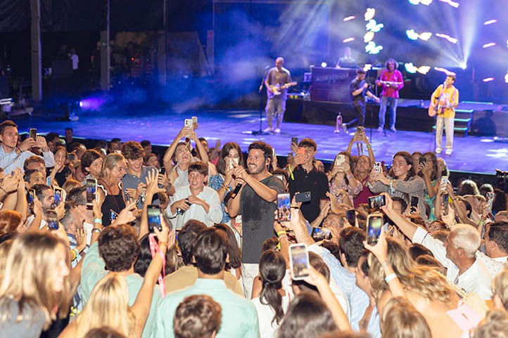 Taburete vuelve a arrasar en el Starlite de Marbella con su pop fresco