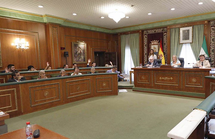 El Pleno de Marbella aprueba el pago de facturas atrasadas por 590.000 euros