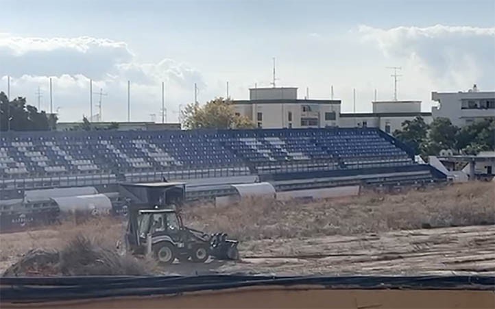Paripé del Ayuntamiento con el desbroce del viejo estadio de Marbella