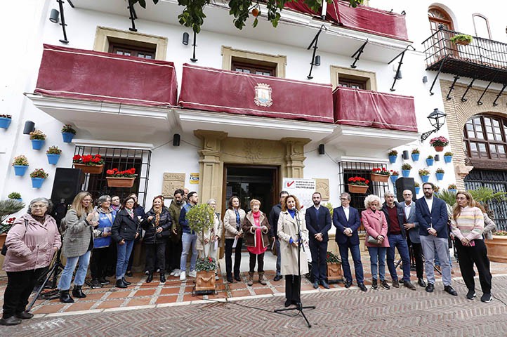 Marbella rinde homenaje a la labor solidaria del voluntariado 