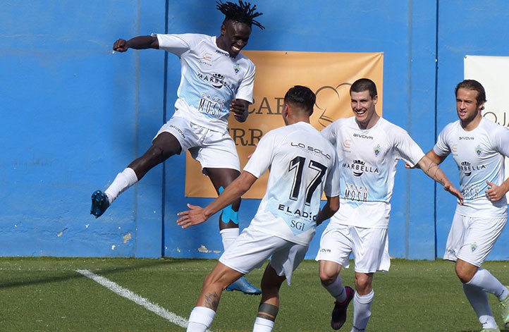 El Atlético Marbella Paraíso vence a domicilio para ser campeón de invierno