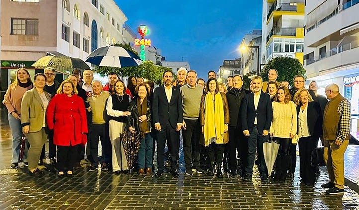 Espadas arropa a las nuevas ejecutivas del PSOE en Marbella y San Pedro