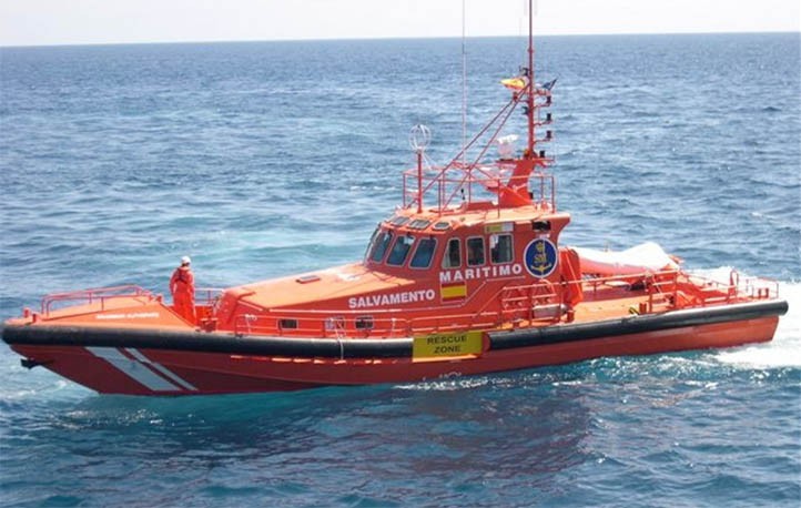 Fallece un vecino de Marbella mientras practicaba pádel surf en Benajarafe
