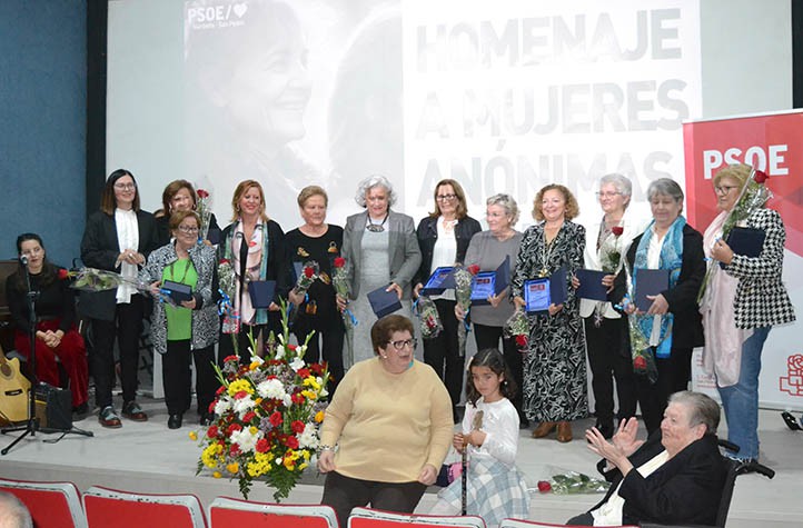El PSOE homenajea a 13 mujeres trabajadoras de Marbella y San Pedro