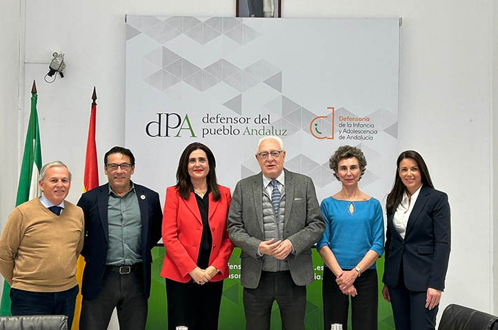 Hidralia presenta al Defensor del Pueblo Andaluz su modelo de atención al cliente