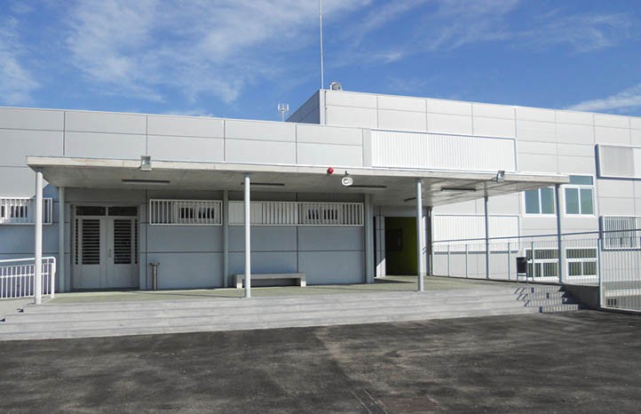 IU exige a la Junta que no cierre clases en colegios públicos de Marbella