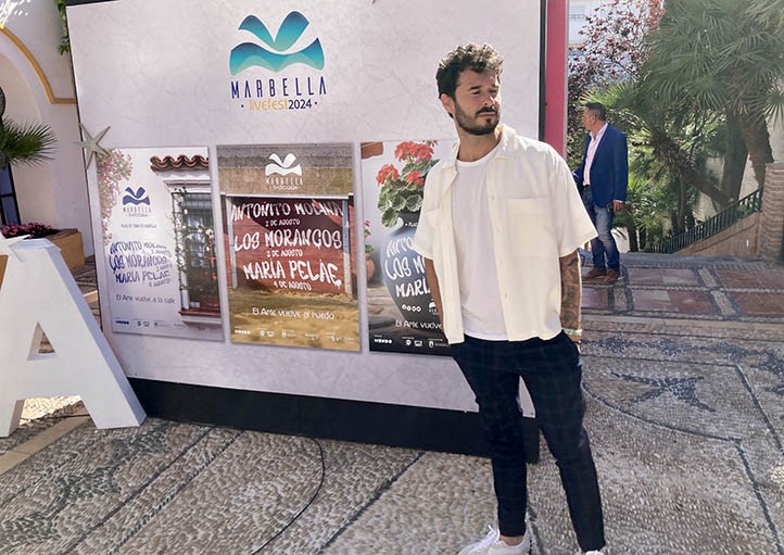 Antoñito Molina y María Peláe actuarán en la plaza de toros de Marbella