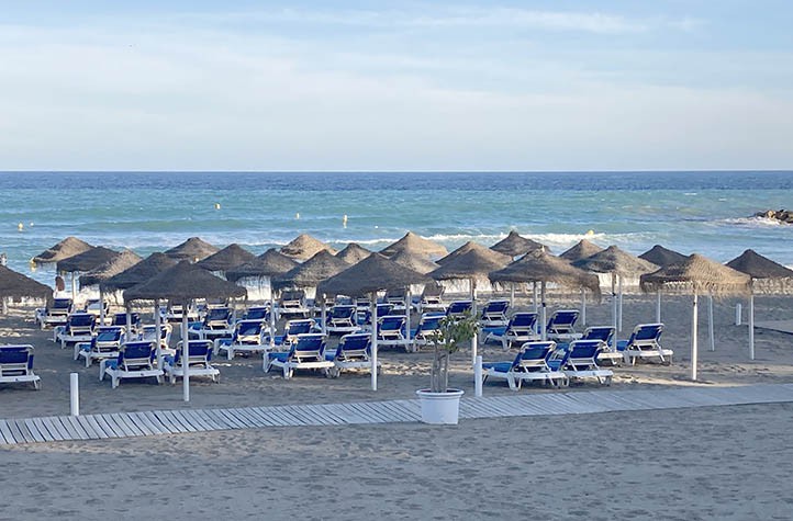 PP y Vox insisten en modificar el Plan de Playas 2022-2025 de Marbella