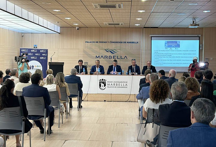La Junta explica a los empresarios de Marbella los avances en digitalización