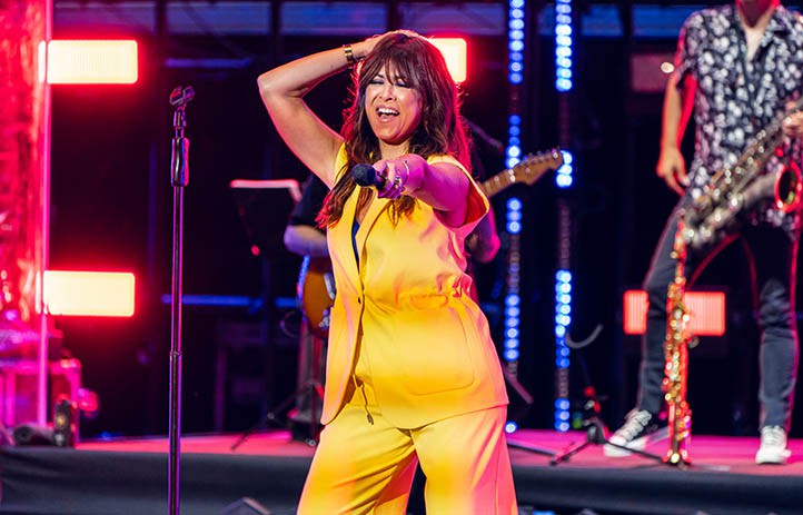 Vanesa Martín derrocha amor y orgullo en el festival Starlite de Marbella