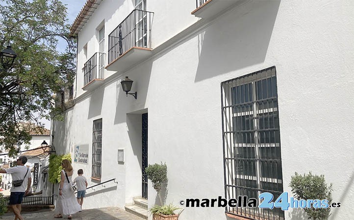 La alcaldesa se lava las manos con el proyecto en el Castillo de Marbella