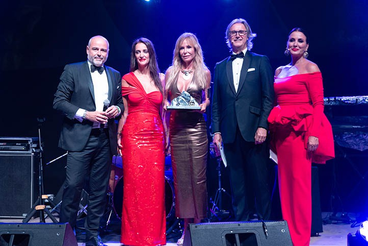Récord en la Gala contra el Cáncer de Marbella con más de 600 personas 