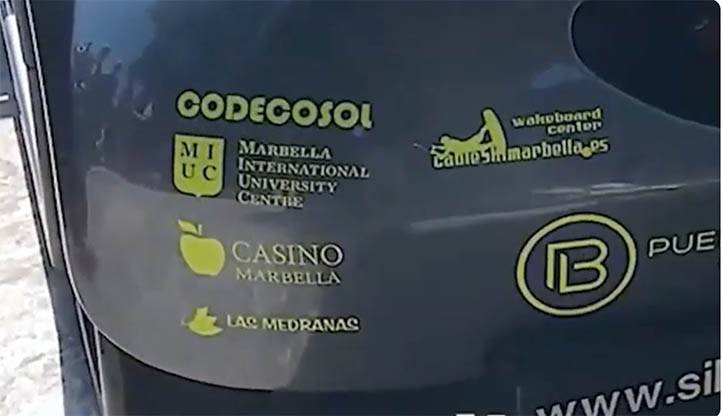 La universidad internacional de Marbella patrocinó el coche del hijo de Muñoz
