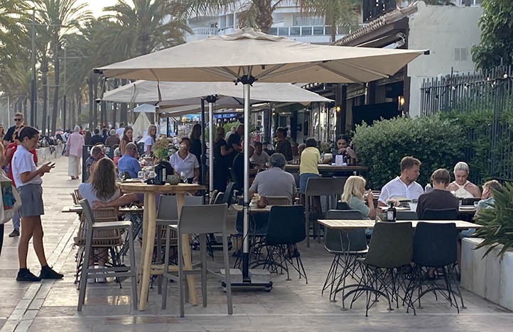 Nuevo récord de empleo en un mes de agosto en el municipio de Marbella