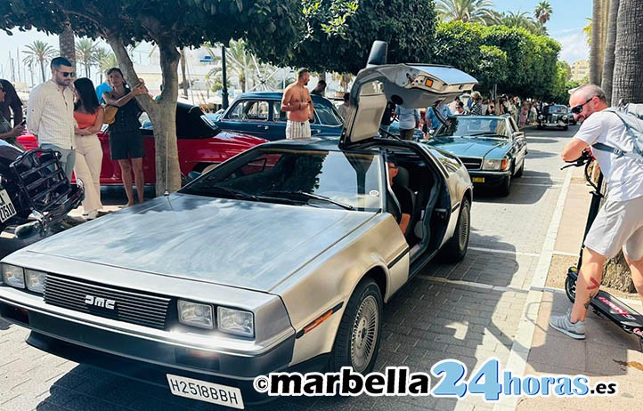 El coche de Marty McFly en "Regreso al futuro" se pasea por Marbella